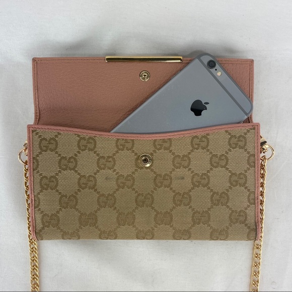 GUCCI GG Supreme Wallet on Chain - Picture 12 of 15